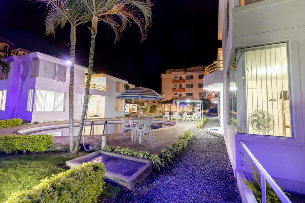 Oceanic Lodge Тонсупа Екстериор снимка